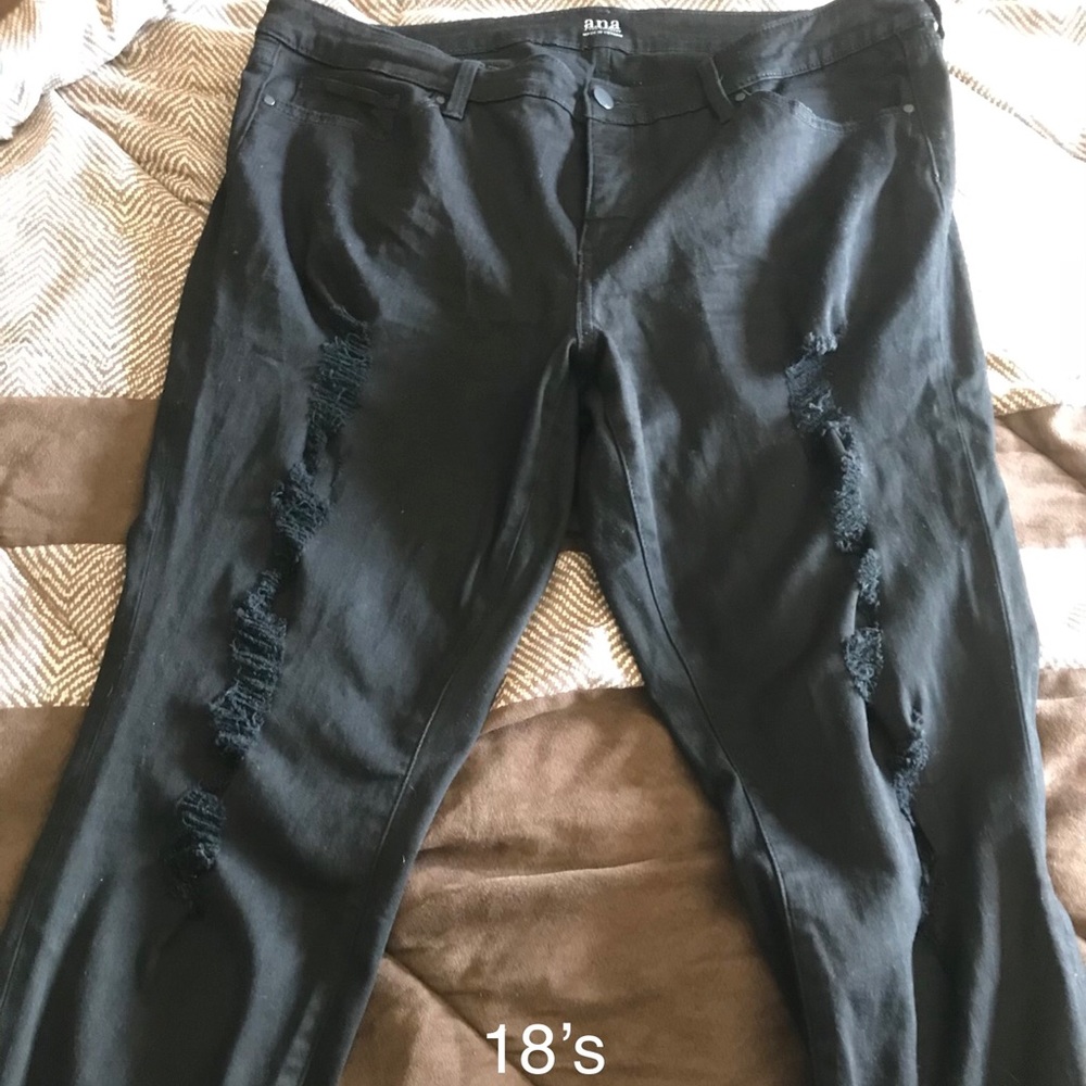 Women’s capris